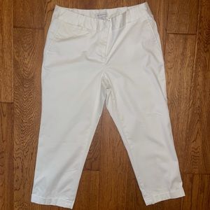 Liz Claiborne white capri dress pants